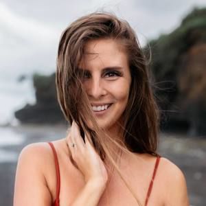 Meet your Posher, Alèxe